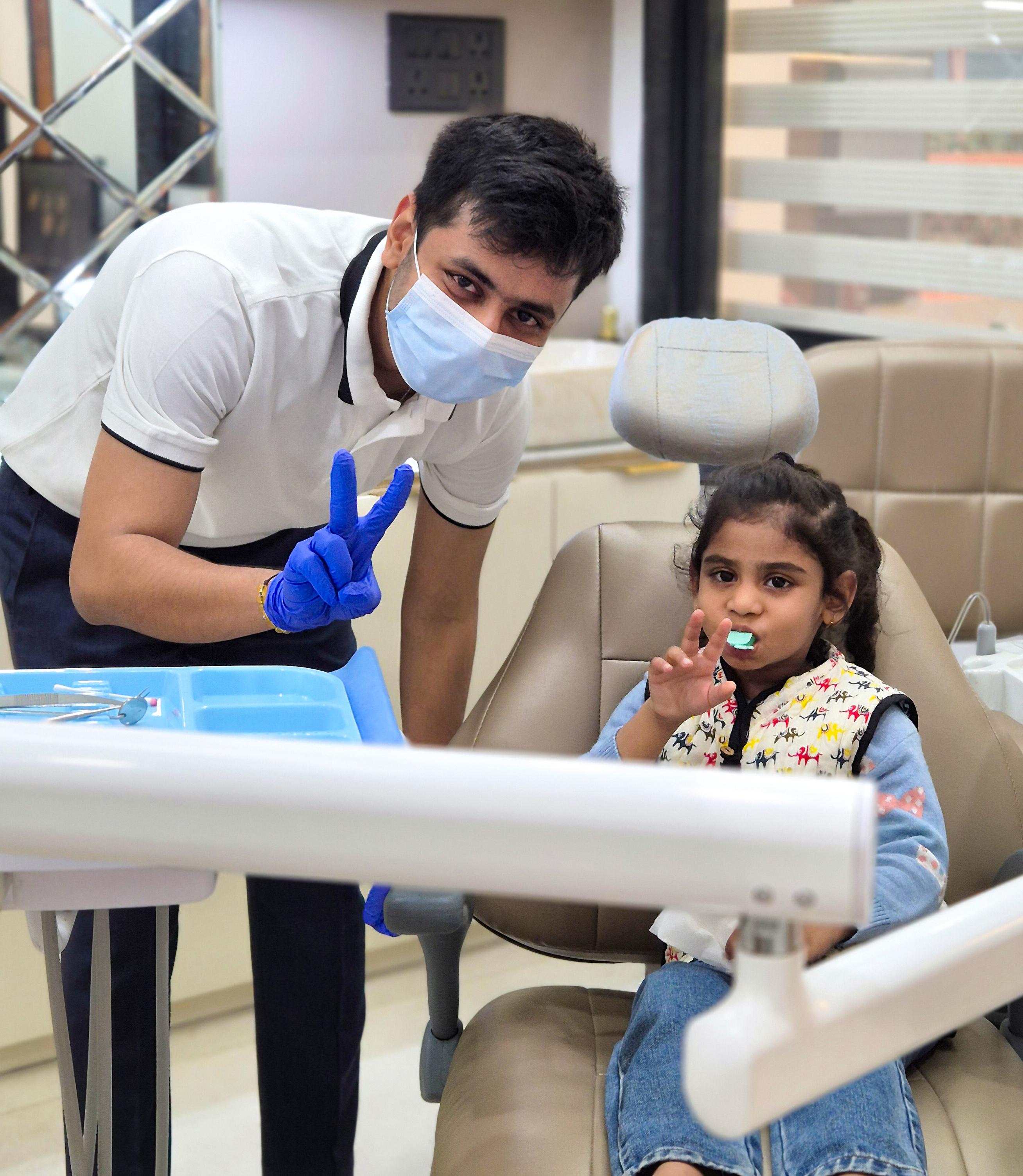 State-of-the-Art Aesthetic Dental Diagnostic Equipment